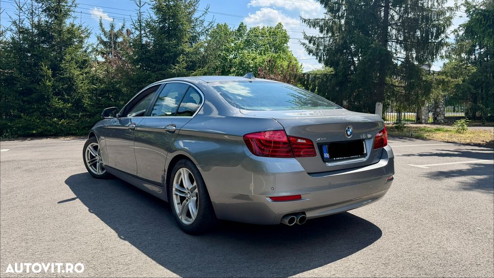 BMW Seria 5 525d xDrive - 7