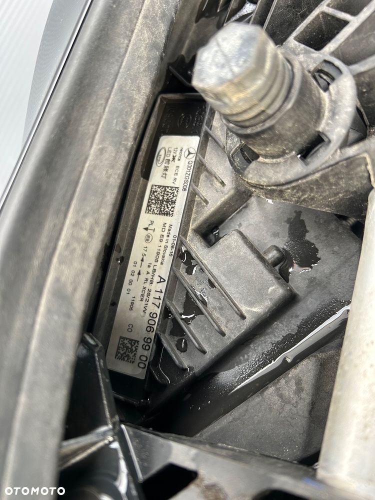 Mercedes-Benz CLA 220 4-Matic AMG Line - 10