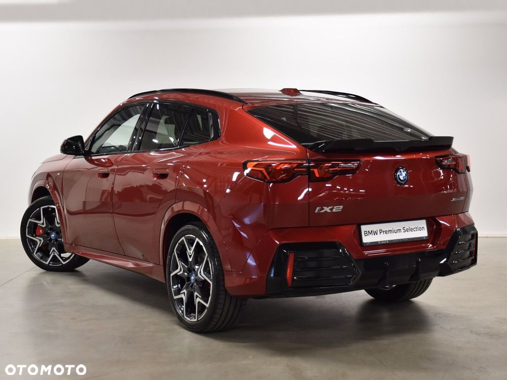 BMW iX2 xDrive30 66.5kWh M Sport Edition - 4