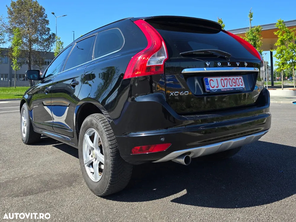 Volvo XC 60 D3 Geartronic Momentum - 2