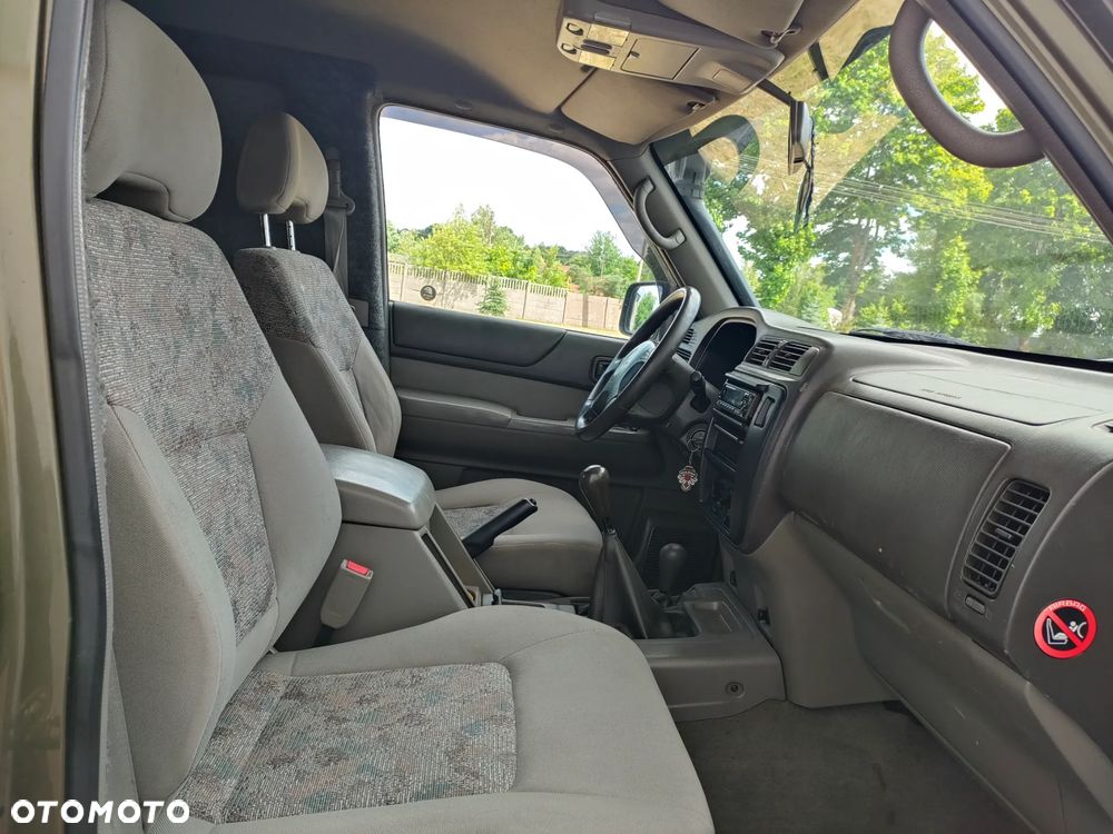 Nissan Patrol 2.8 TDI - 17