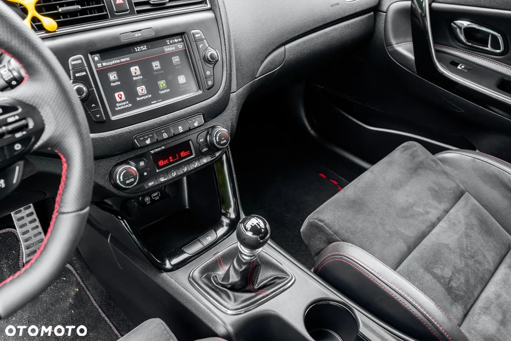 Kia Ceed 1.6 T-GDI GT-Track - 29