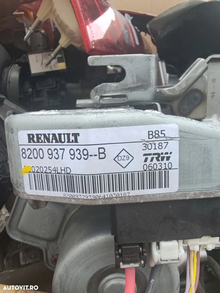 Coloana Directie Renault Clio III 2008-2012 cu motoras Cod 8200937939 - 1