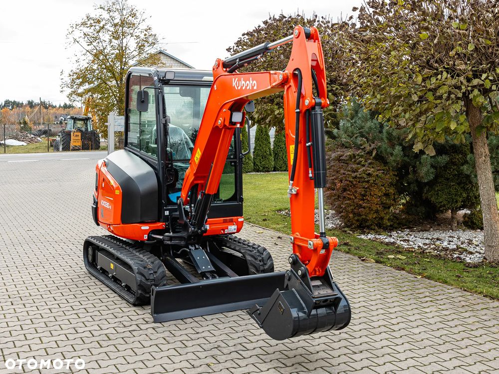 Kubota KX030-4 GL - 11