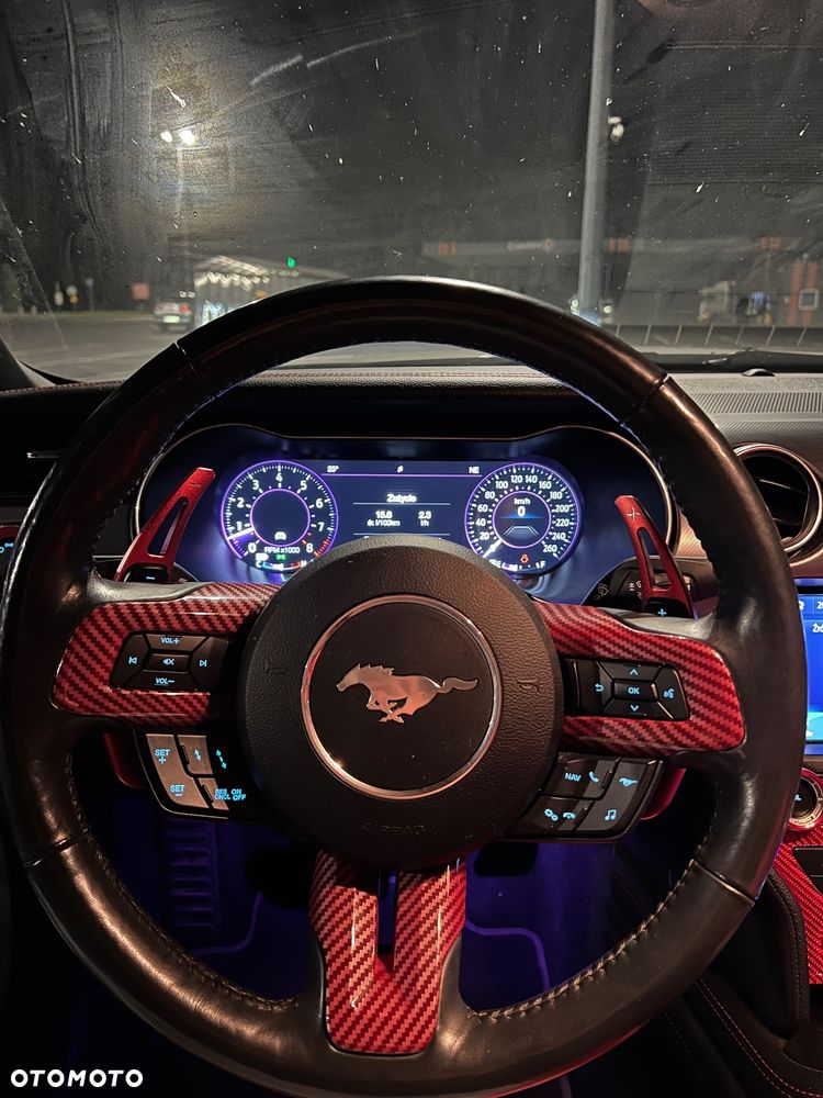 Ford Mustang 5.0 V8 GT - 14