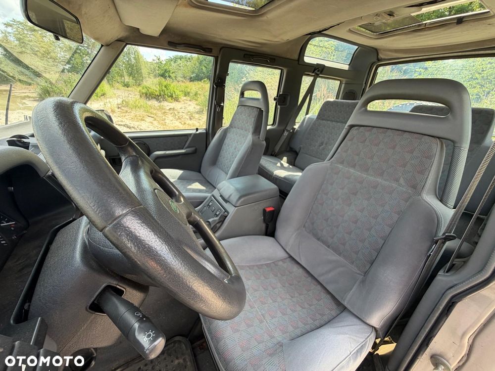 Land Rover Discovery - 11