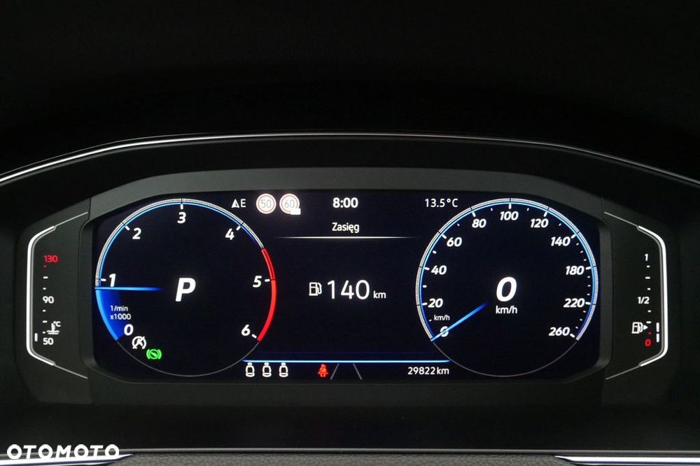 Volkswagen Passat - 9