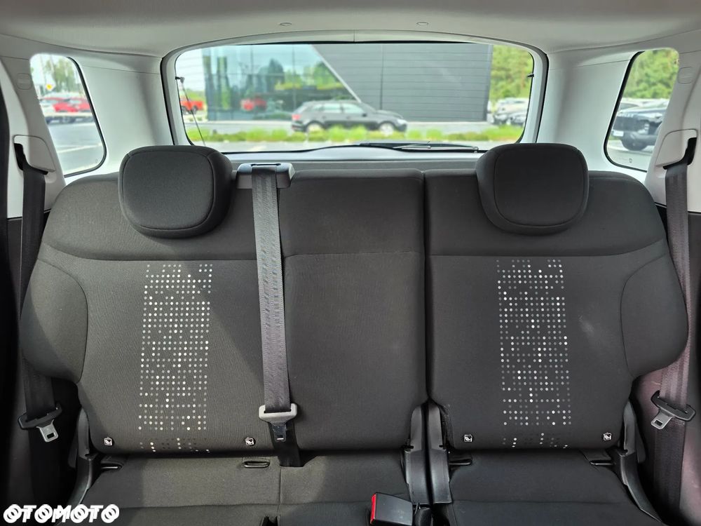 Fiat 500L 1.4 16V Connect - 37