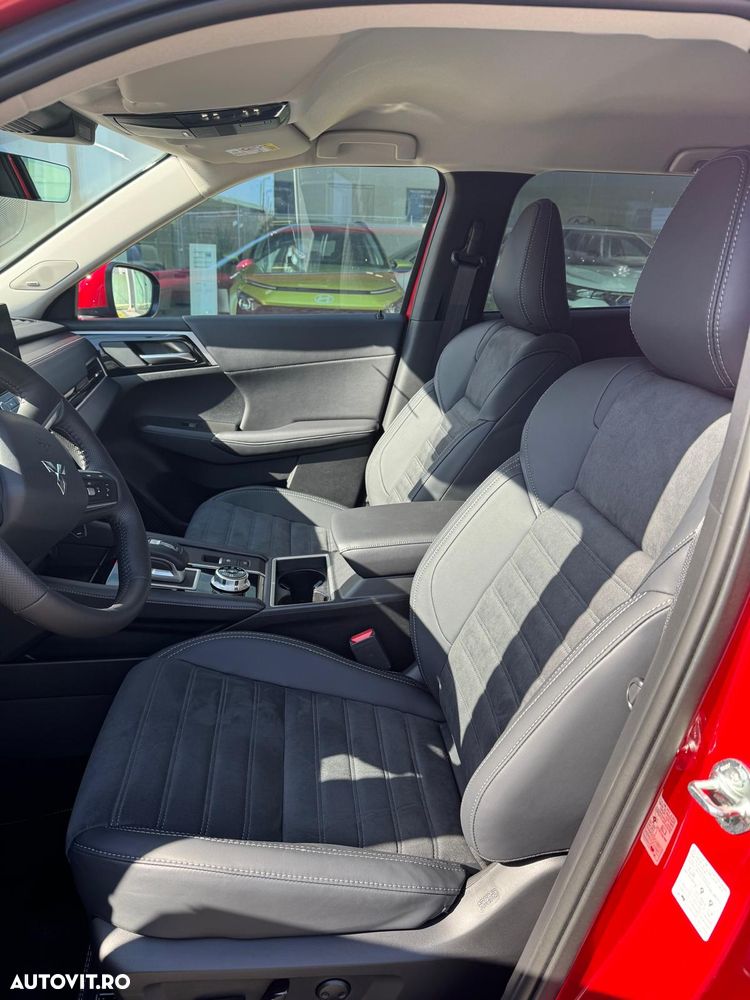 Mitsubishi Outlander 2.4 L 4X4 PHEV Intense - 6
