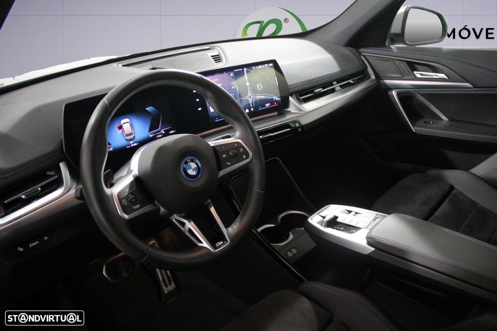 BMW iX1 eDrive20 M Sport Pack - 7