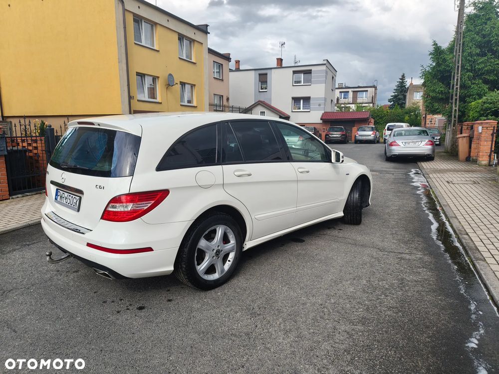 Mercedes-Benz Klasa R 300 CDI DPF BlueEFFICIENCY 7G-TRONIC - 3