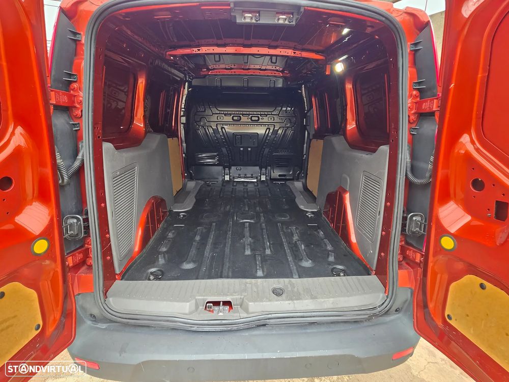Ford Transit Connect - 13
