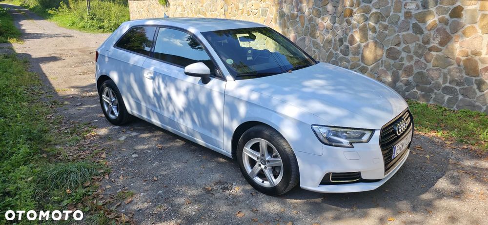 Audi A3 1.6 TDI (clean diesel) S tronic Ambiente - 15