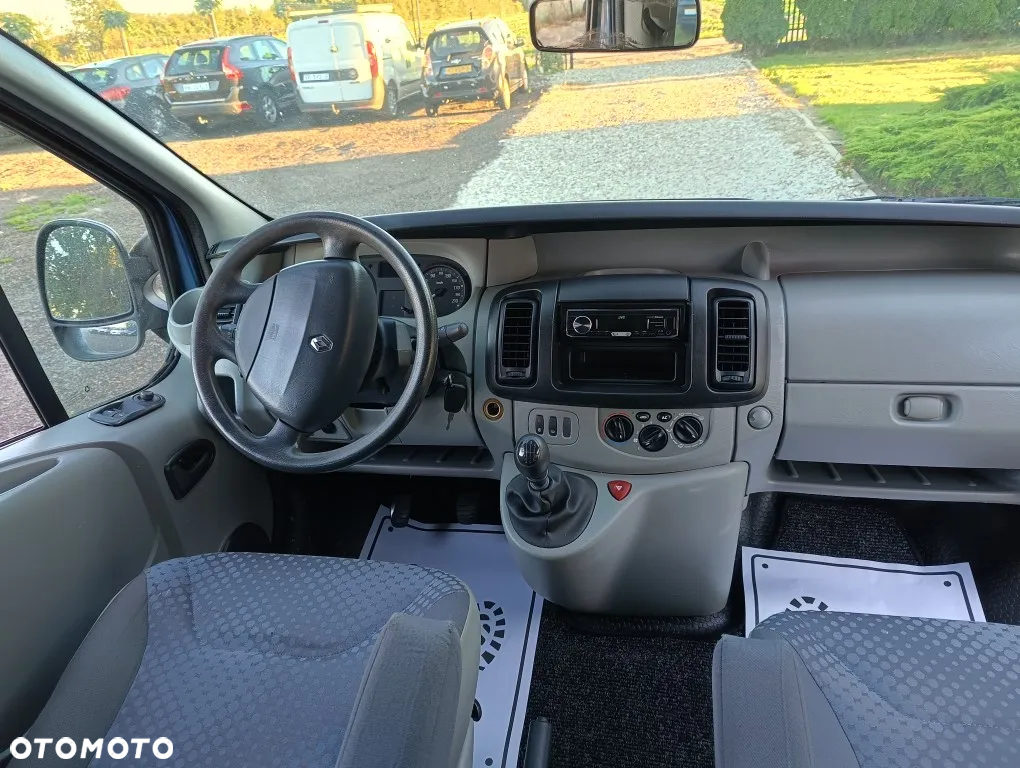 Renault Trafic 2.0 dCi 115 Combi L2H1 - 5