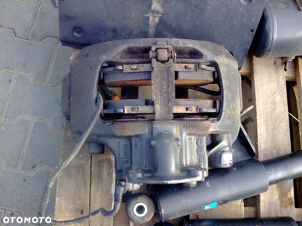 MAN TGA TGX TGS KNORR ZACISK HAMULCOWY LEWY / PRAWY - 1