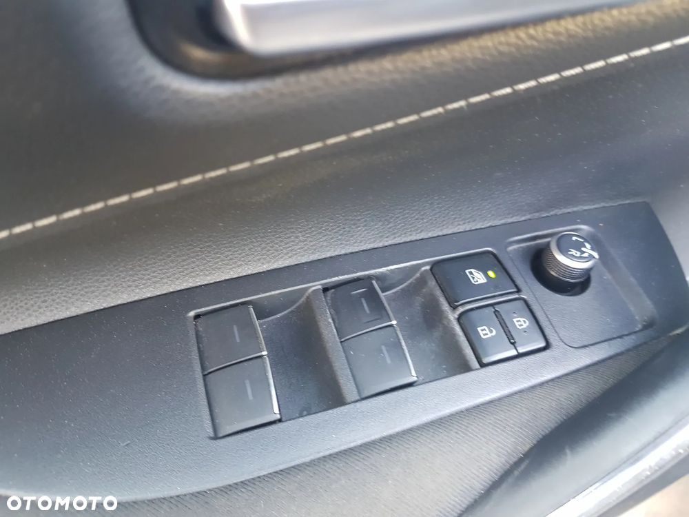 Toyota Corolla 1.8 Hybrid Comfort - 11