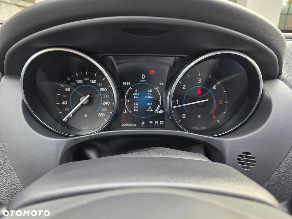 Jaguar XE E-Performance Pure - 12