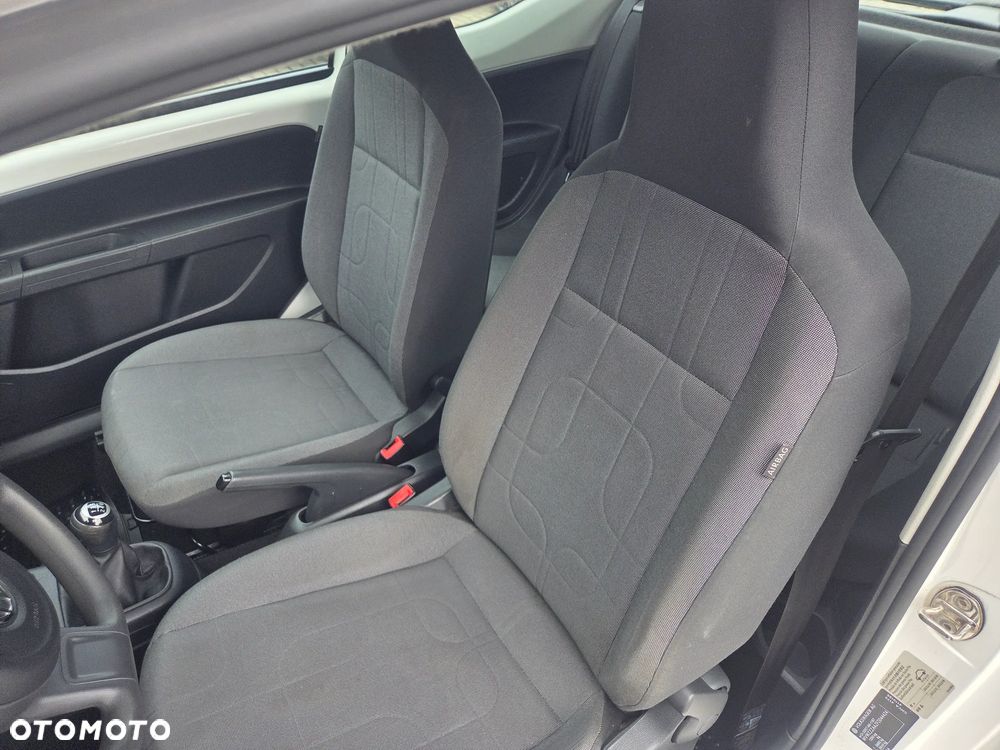 Volkswagen up! 1.0 move - 9