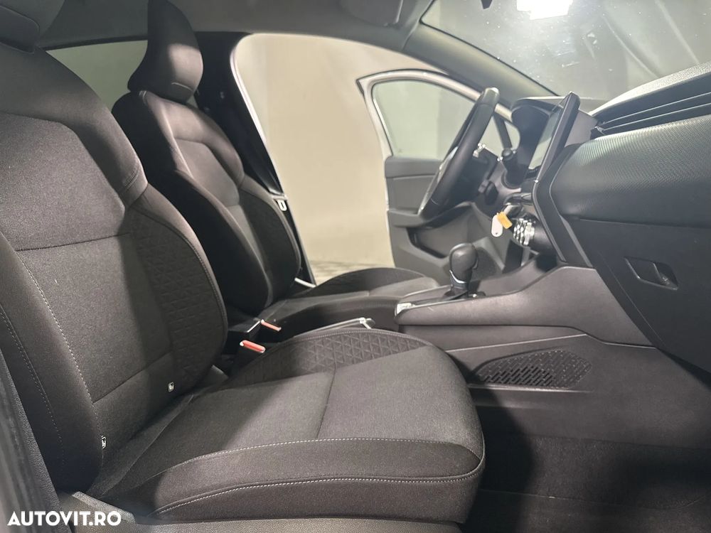 Renault Clio E-TECH Full 145 E-TECH engineered - 12