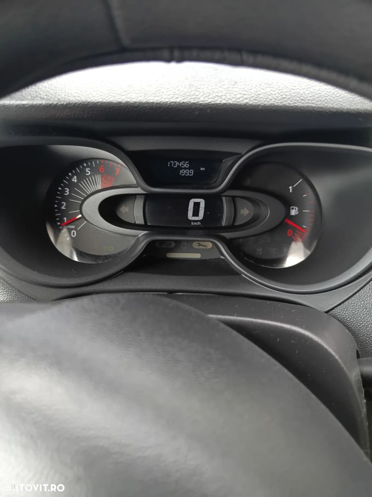 Renault Captur - 14