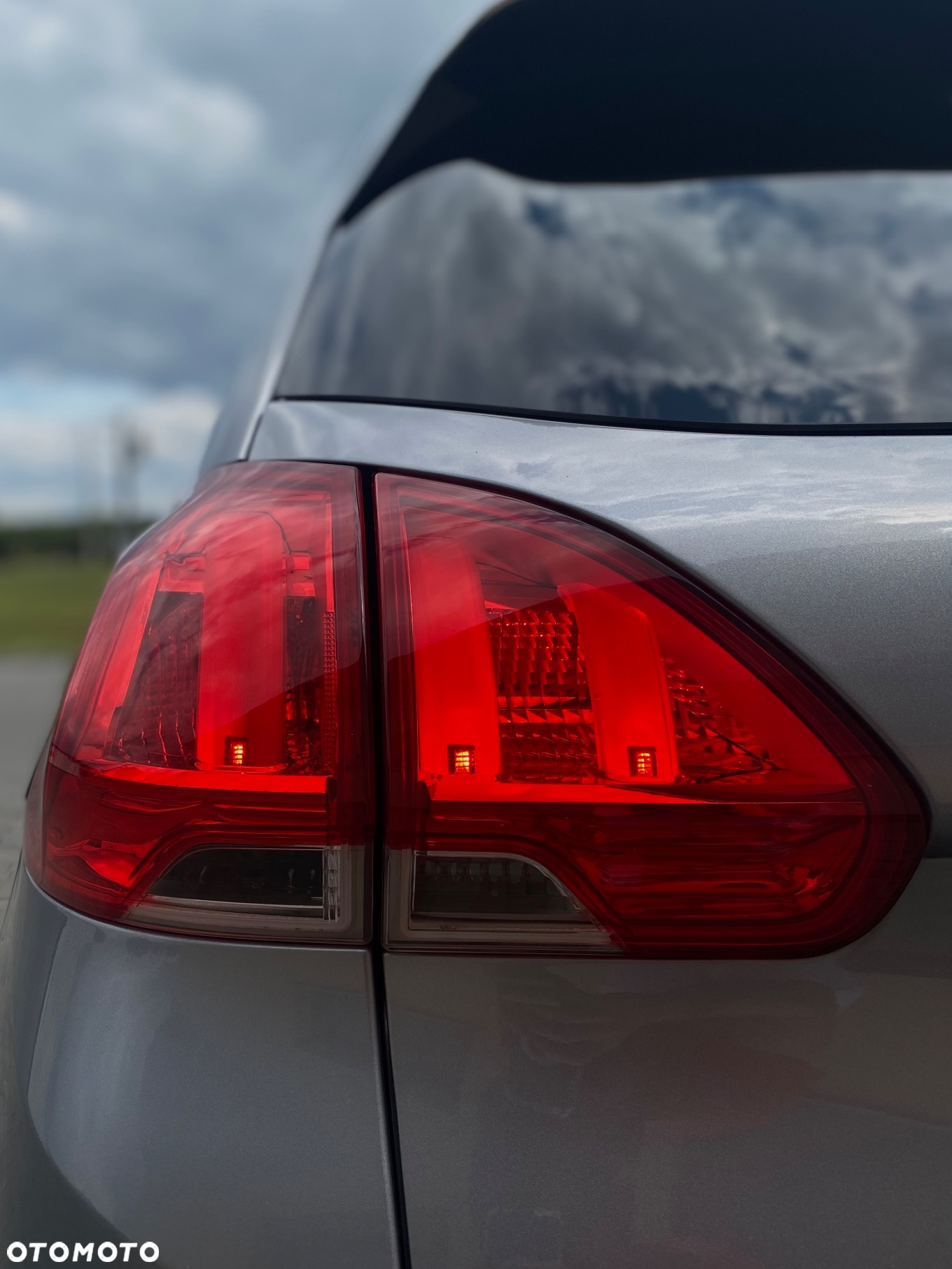 Peugeot 2008 - 6