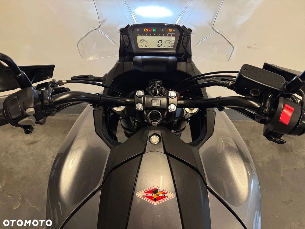 Honda NC - 38