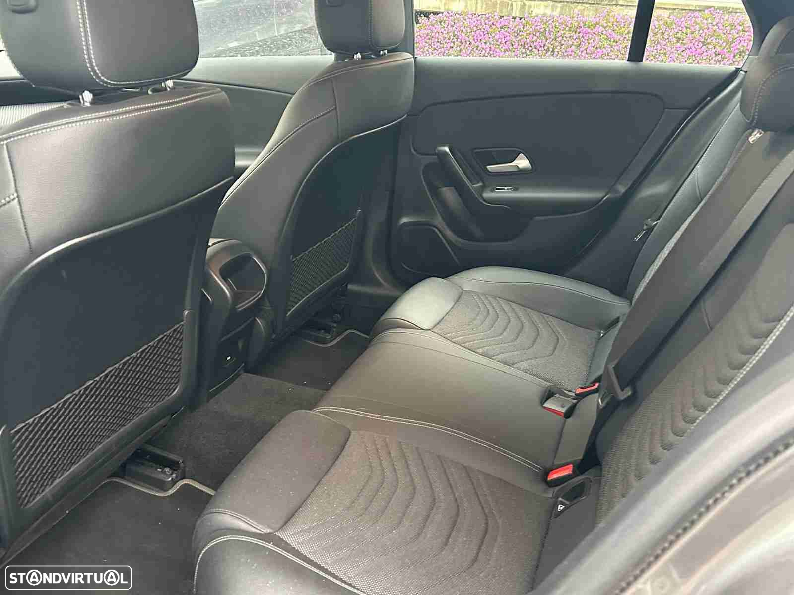 Mercedes-Benz CLA 180 d - 4