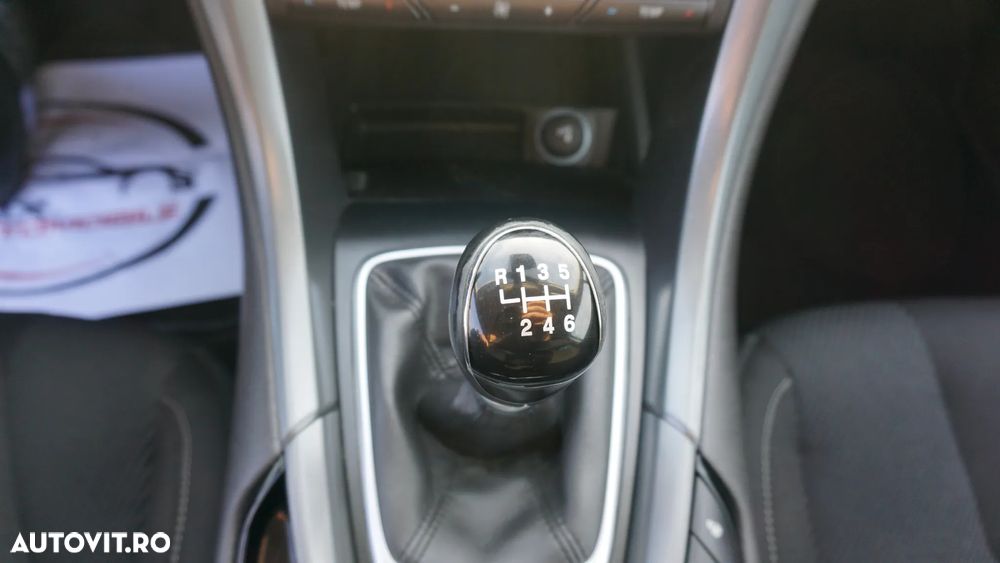 Ford Mondeo 2.0 TDCi ECOnetic Start-Stopp Business Edition - 29