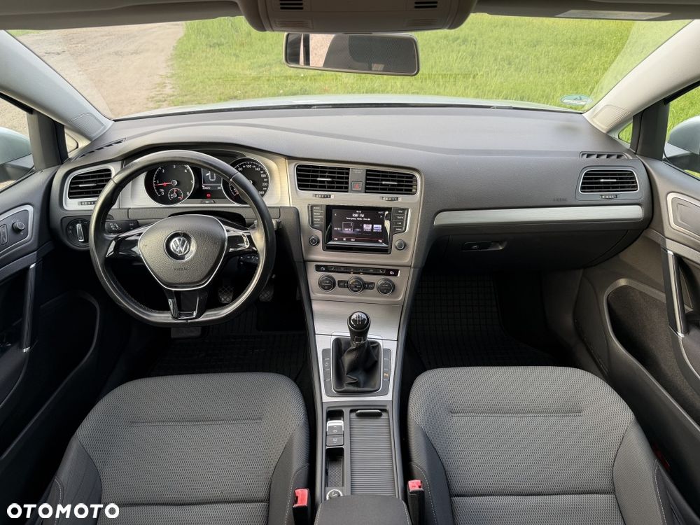 Volkswagen Golf 1.6 TDI BlueMotion Technology Trendline - 8