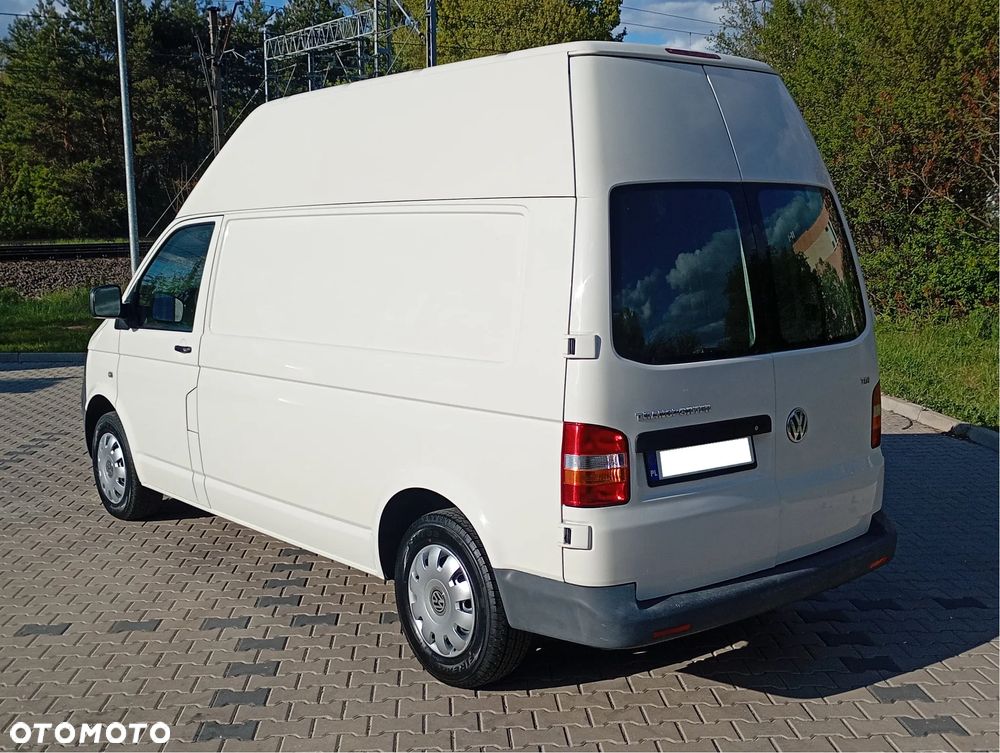 Volkswagen TRANSPORTER T5 XI.2009r. MAX WYSOKI 1,9 TDI 102KM KLIMATYZACJA NOWE SPRZĘGŁO I ROZRZĄD PRZEGLĄD NA ROK ZERO RDZY 3 OSOBOWY STAN TECHNICZNY WZOROWY ŁADOWNOŚĆ 1385 KG BEZWYPADKOWY VAT1 ELEKTR. SZYBY I LUSTERKA - 39