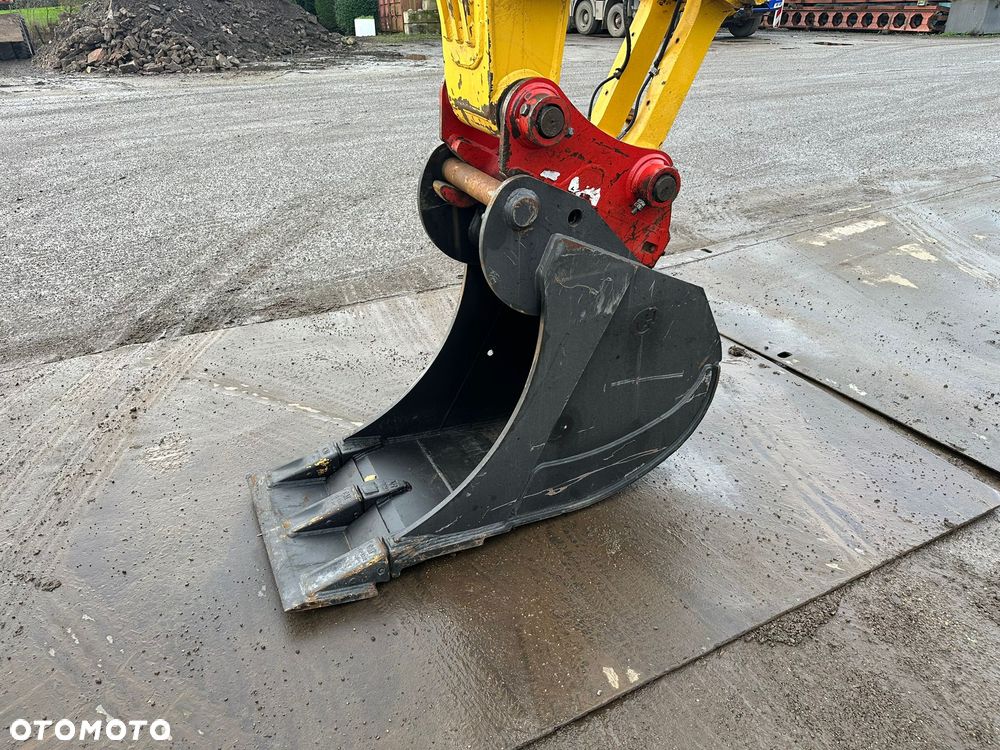 Komatsu PC170LC-11 - 15