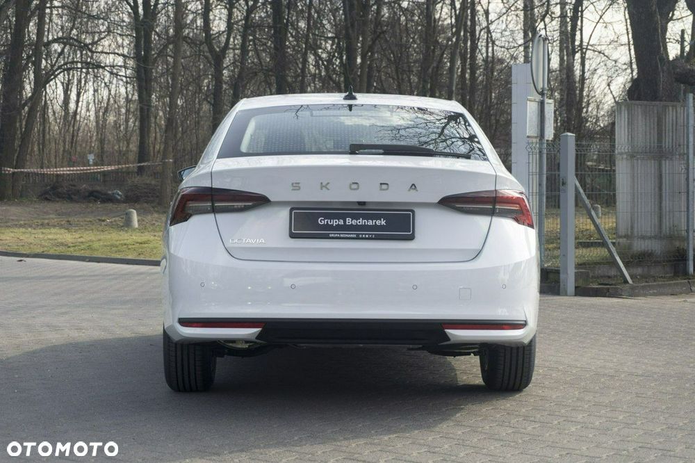 Skoda Octavia - 8