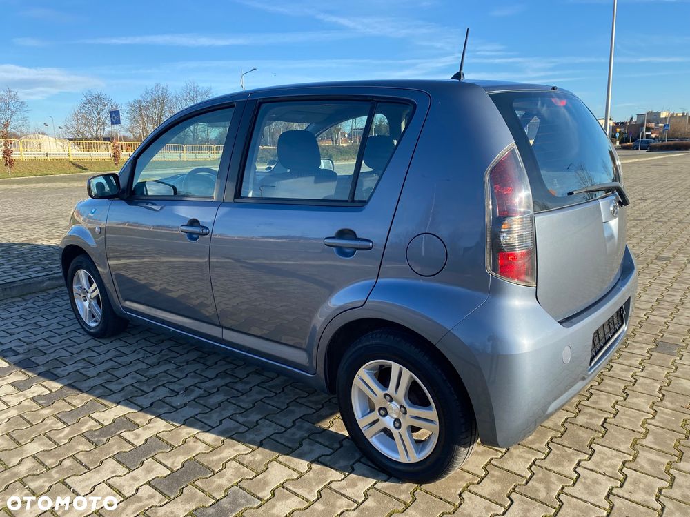 Daihatsu Sirion 1.3 CooLine - 3