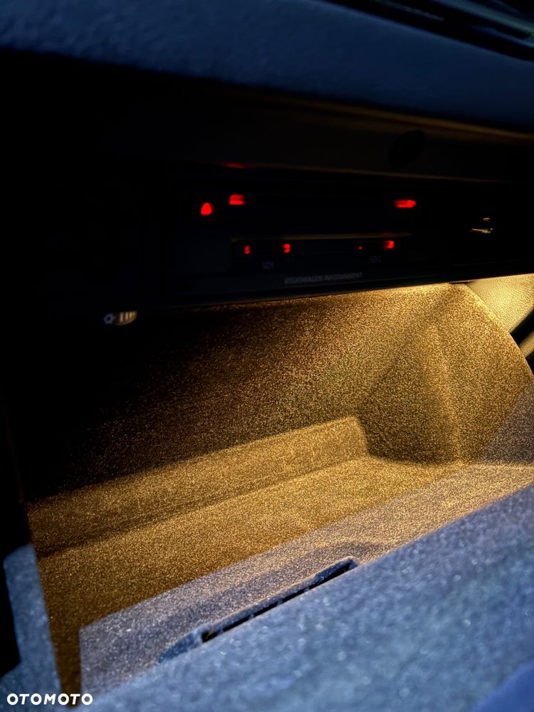 Volkswagen Golf 2.0 TDI BMT Highline - 38