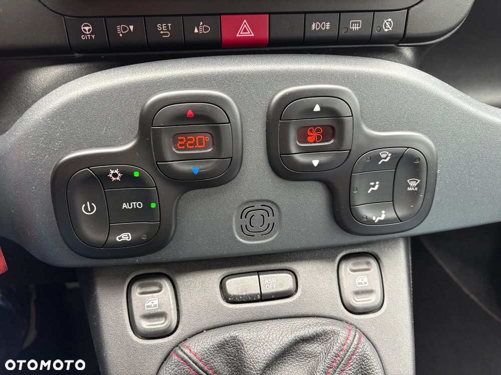 Fiat Panda 1.0 Hybrid City Cross - 9