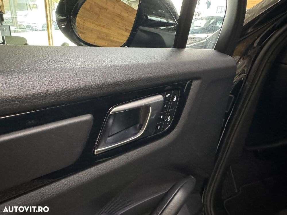 Porsche Cayenne Tiptronic S Platinum Edition - 8