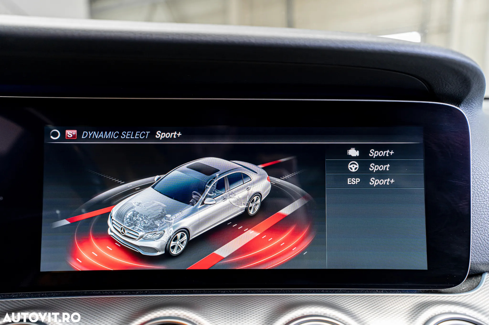 Mercedes-Benz E 220 d 9G-TRONIC - 11