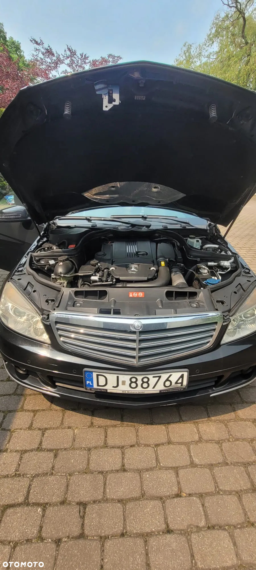 Mercedes-Benz Klasa C 180 CGI BlueEff Classic - 14