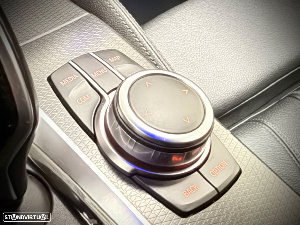 BMW 520 d Pack M Auto - 20