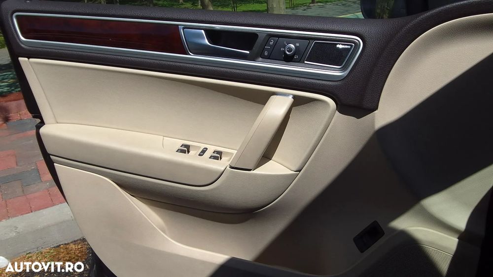 Volkswagen Touareg 3.0 V6 TDI BMT Terrain Tech - 18