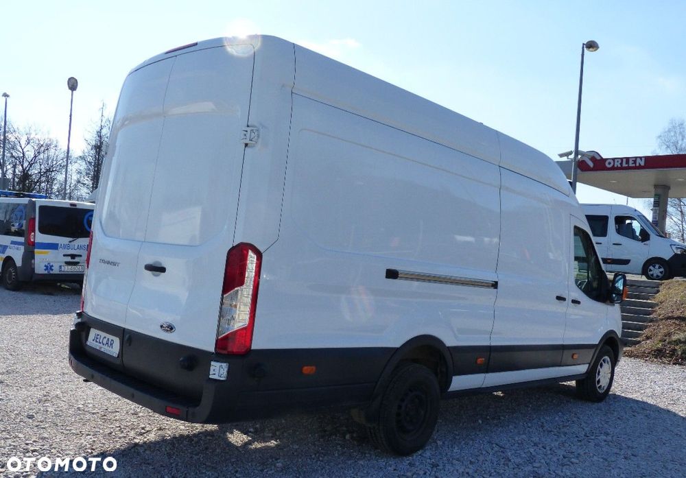 Ford Transit - 6