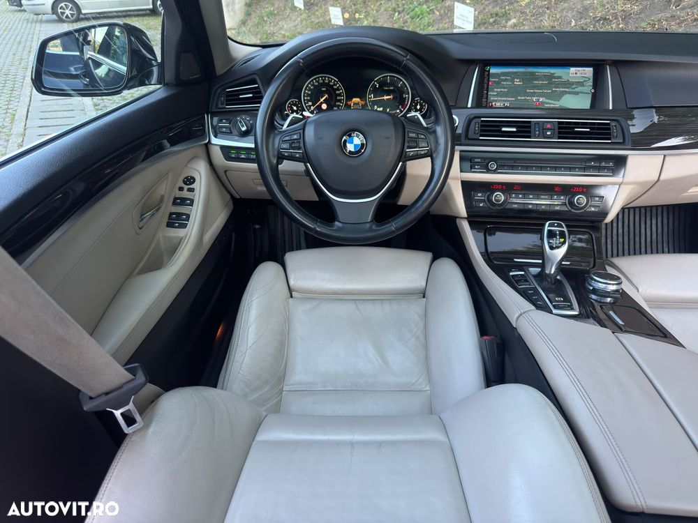 BMW Seria 5 525d Aut. - 7