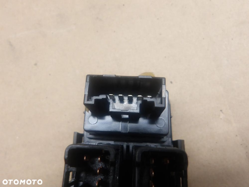 HYUNDAI IX20 1.4D PANEL REGULACJI ŚWIATEŁ - 4