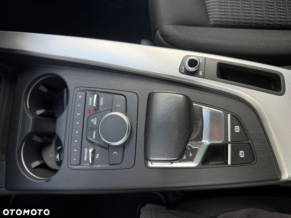 Audi A4 Avant 2.0 TFSI quattro S tronic - 25
