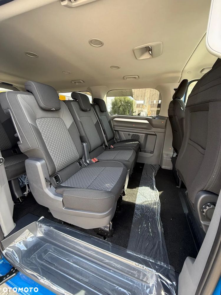 Volkswagen Caravelle - 30