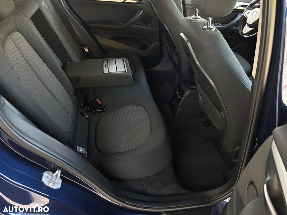 BMW X1 2020 — imagine 35