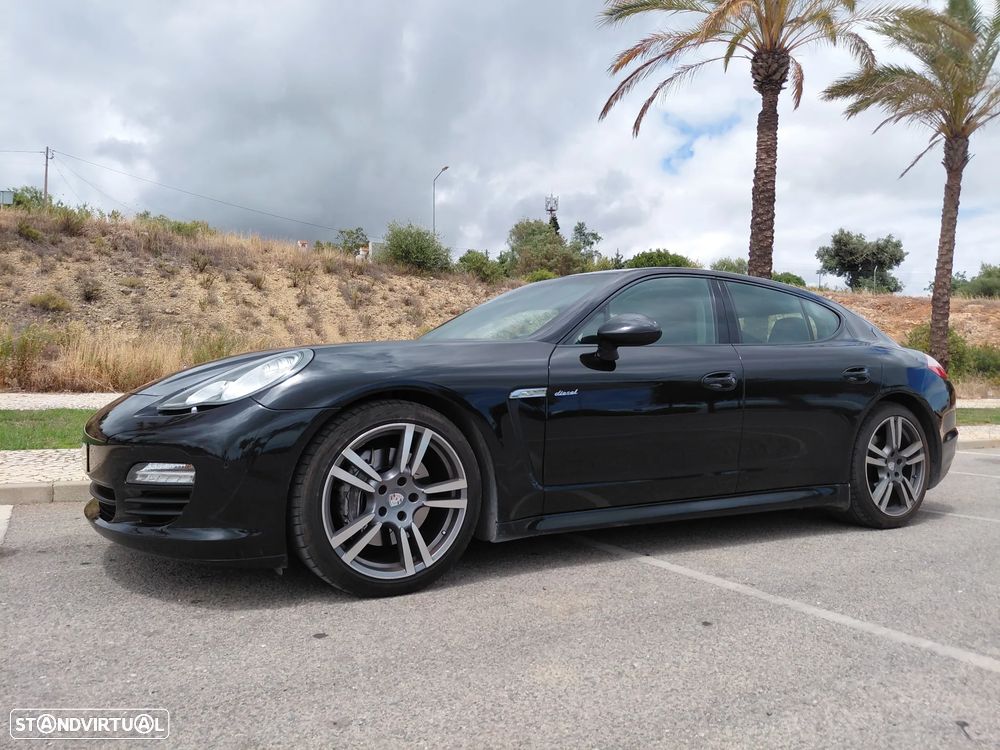 Porsche Panamera Platinum Edition - 3
