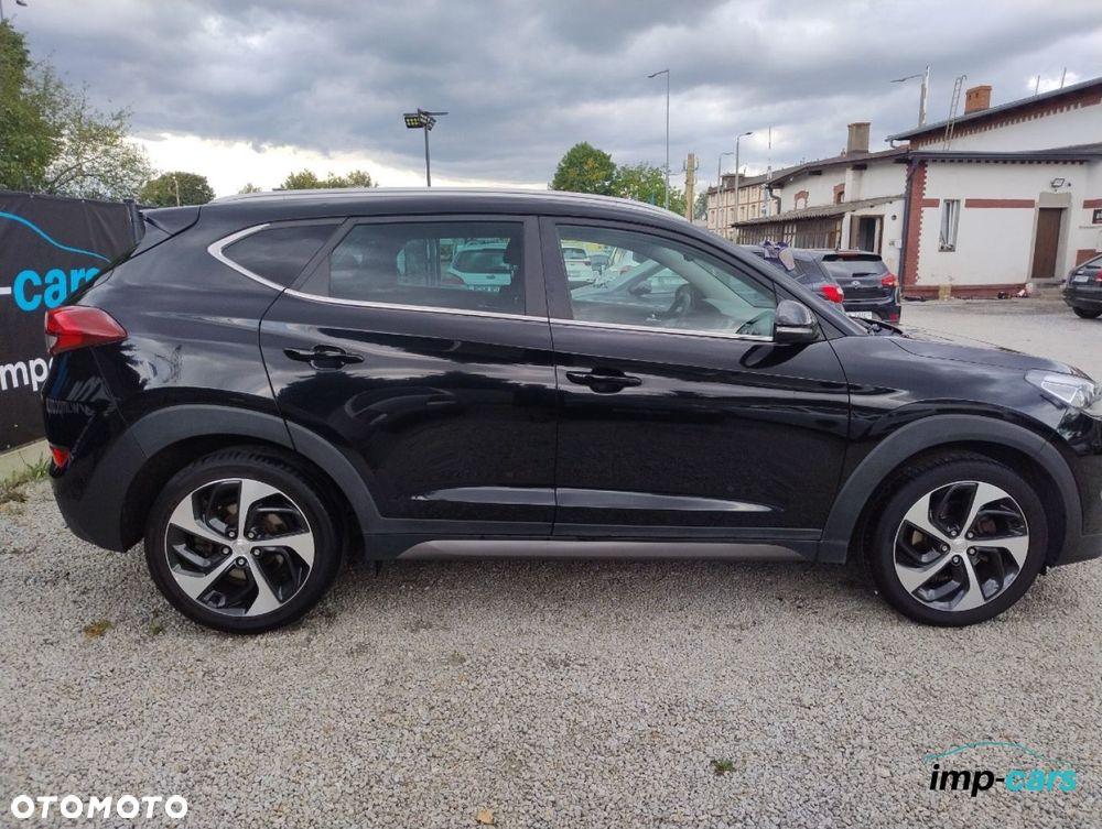 Hyundai Tucson - 2