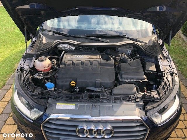 Audi A1 Sportback 1.6 TDI design - 14