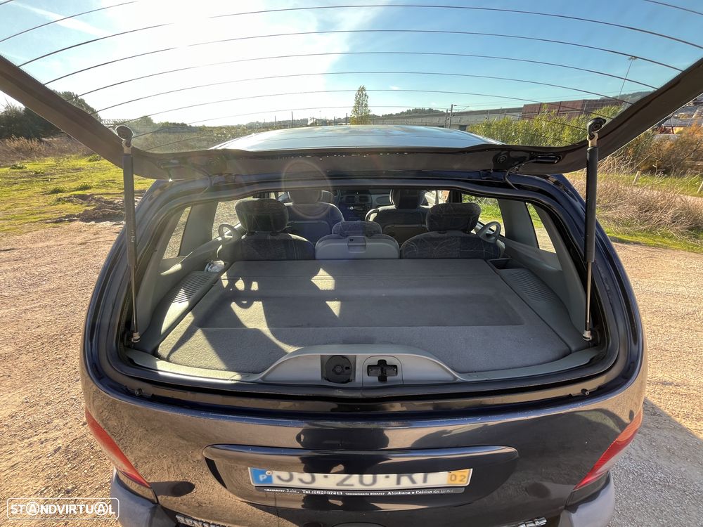 Renault Scénic 1.4 16V - 19